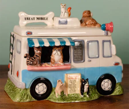 Cookie Jars Figural Treat Jar & Lid