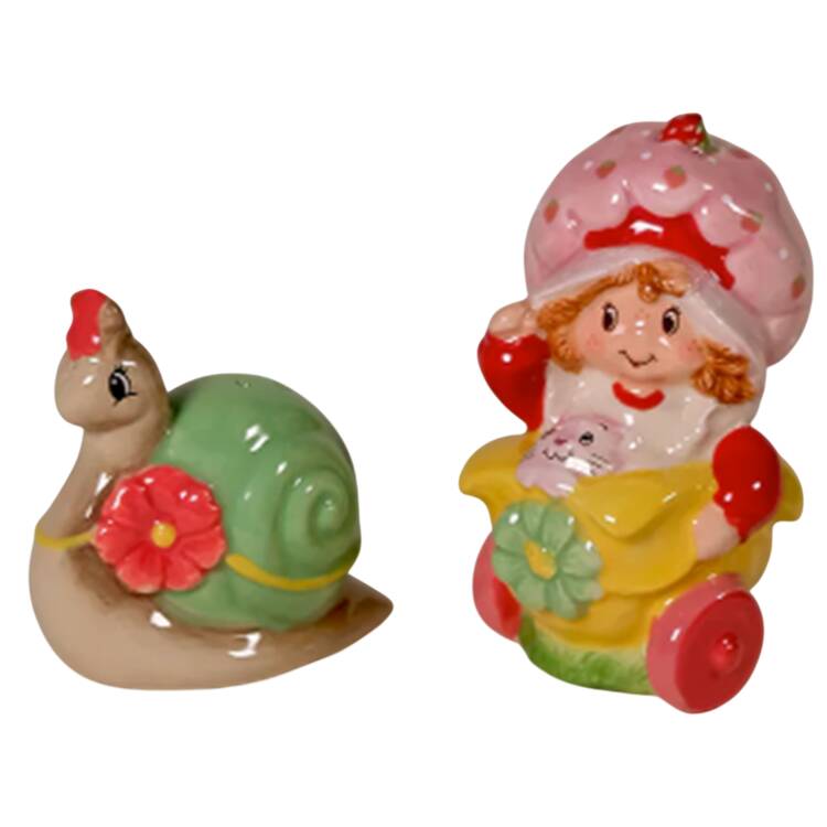 Strawberry Shortcake Figural Salt and Pepper