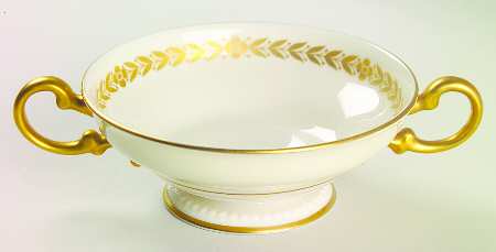 Laurel Footed Cream Soup Bowl