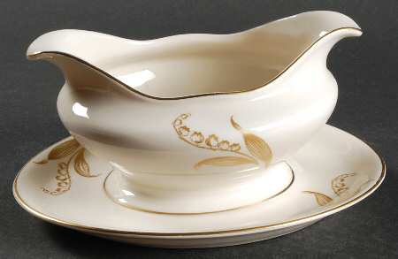 Lily of the Valley Gravy Boat with Attached Underplate