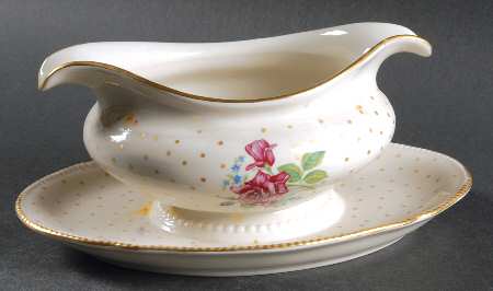 Martha Washington Gravy Boat with Attached Underplate