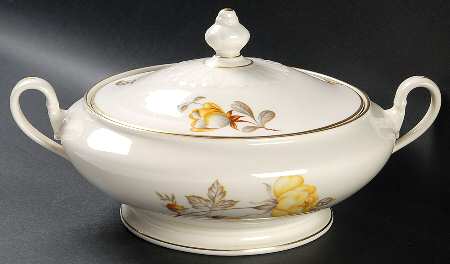Mayfair Round Covered Vegetable