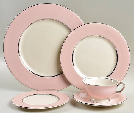 Shell Pink 5 Piece Place Setting
