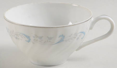 Gracious Snack Cup