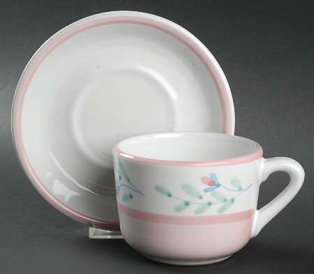 Pink Garland Oversized Cup & Saucer Set