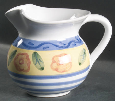 Sorrento 32 Oz Pitcher