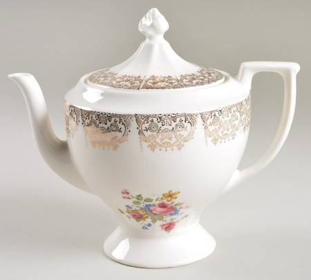 CAN25 Teapot & Lid