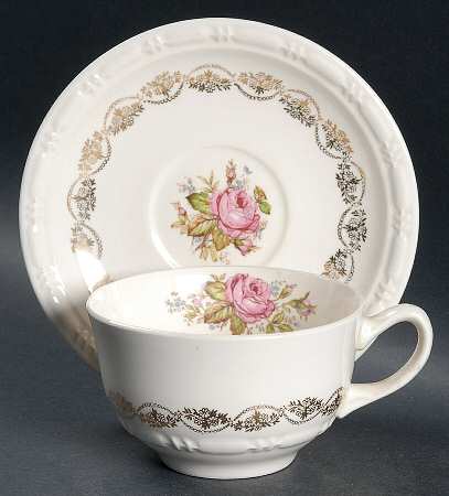 Flat Cup & Saucer Set