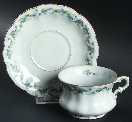 3248 (Scalloped) Flat Cup & Saucer Set