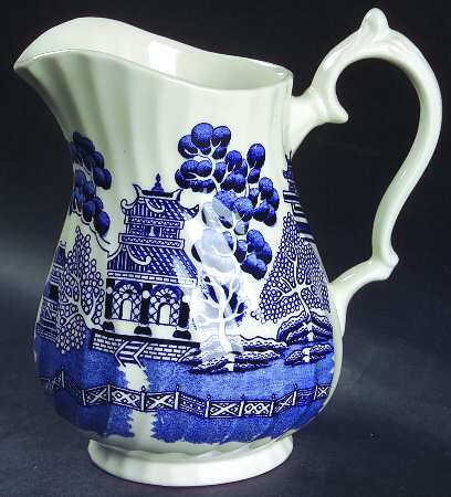 Blue Willow (Scalloped) 24 Oz Pitcher