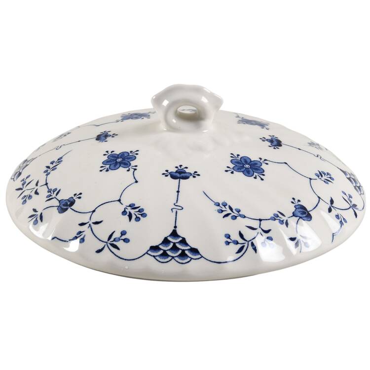 Finlandia (Swirl Rim, England) Lid for Round Vegetable