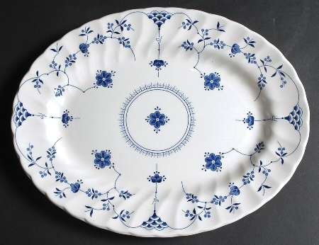 Finlandia (Swirl Rim, England) 12" Oval Serving Platter