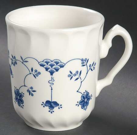 Finlandia (Swirl Rim, England) Small Mug