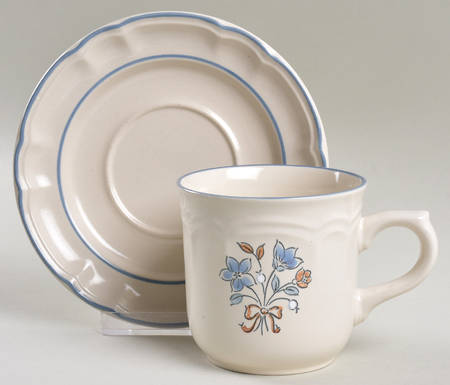 Bluet Flat Cup & Saucer Set