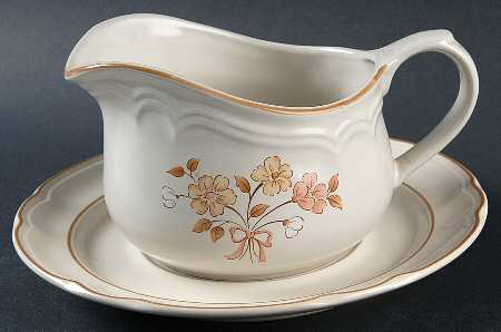 Burnet Gravy Boat & Underplate