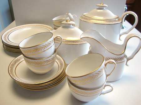 CDM1 Flat Cup & Saucer Set