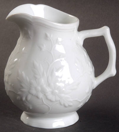 Hawthorn Creamer