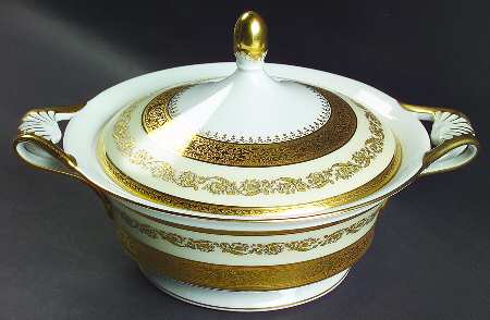 Imperiale Round Covered Vegetable