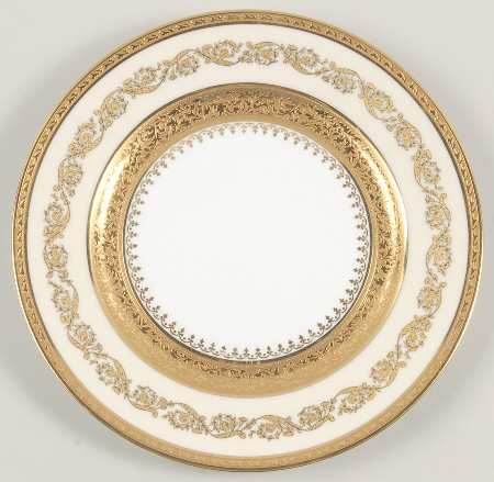 Imperiale Luncheon Plate by Ceralene