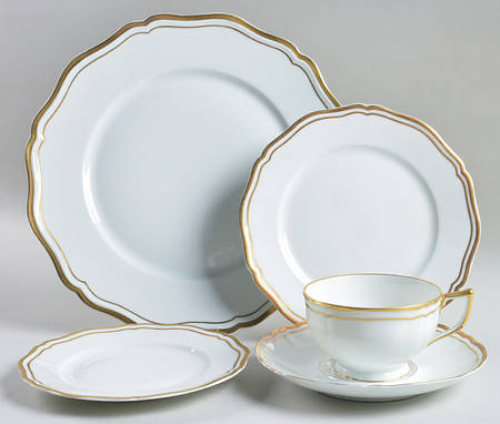 Louis XV Gold 5 Piece Place Setting by Ceralene