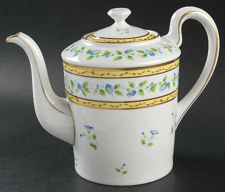 Morning Glory Spray Coffee Pot & Lid