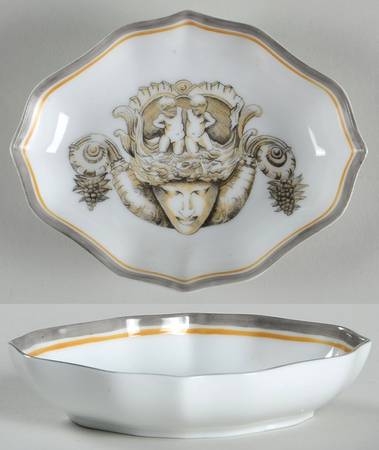 Opera Nut Dish by Ceralene
