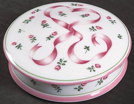 Romantique Pink Round Box & Lid