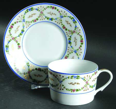 Roselle Flat Cup & Saucer Set