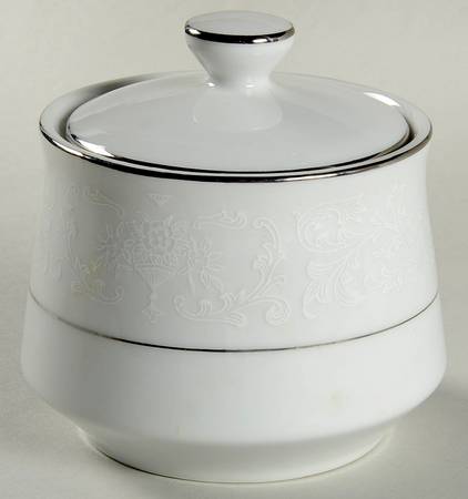 Queen's Lace Sugar Bowl & Lid by Chadds Ford