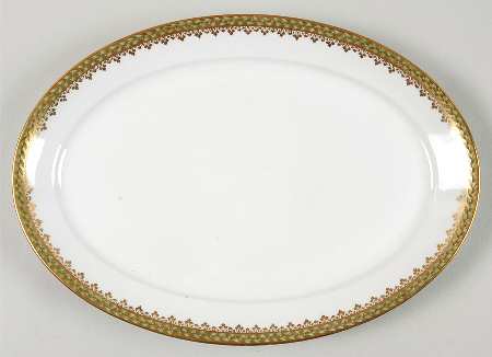 Empire Wreath 13" Oval Serving Platter