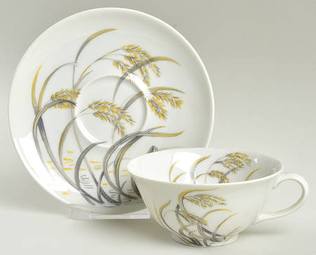 Lyon Footed Cup & Saucer Set