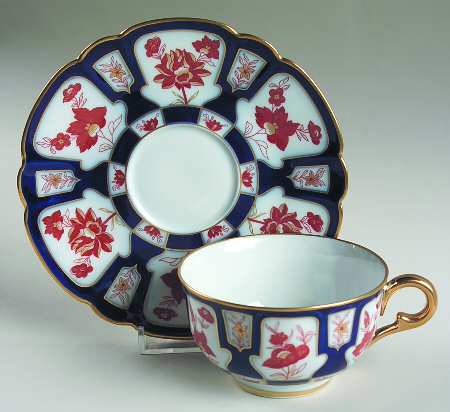 Palais Oriental Flat Cup & Saucer Set