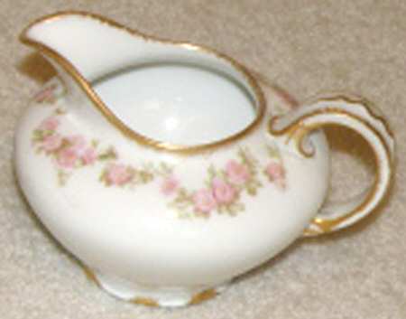 Schleiger 195G (Center Design) Creamer