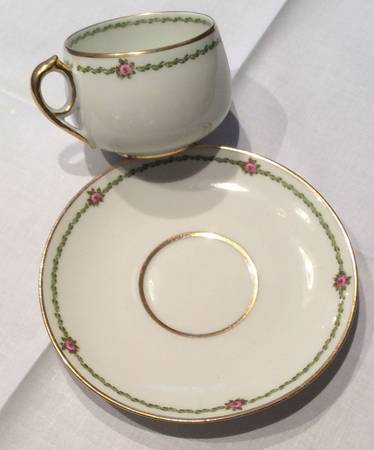 Schleiger 201 Flat Demitasse Cup & Saucer Set