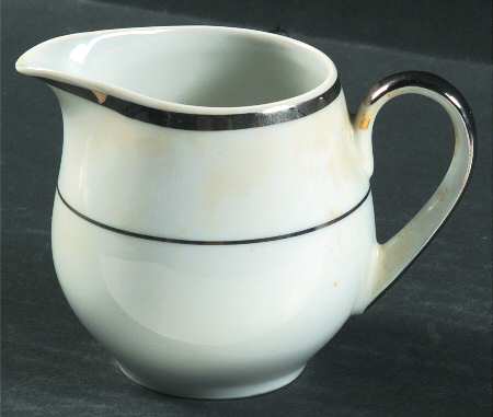 The Duchess Mini Creamer