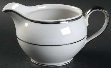 The Duchess Creamer