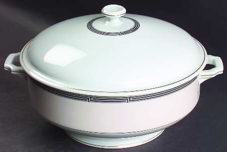 Tiriada Round Covered Vegetable