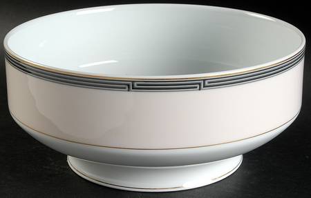Tiriada 9" Salad Serving Bowl