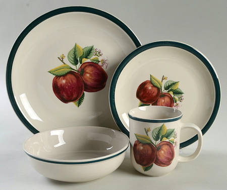 Apples (Casuals) 4 Piece Place Setting