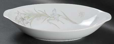 Daffodil 11" Oval Vegetable Bowl