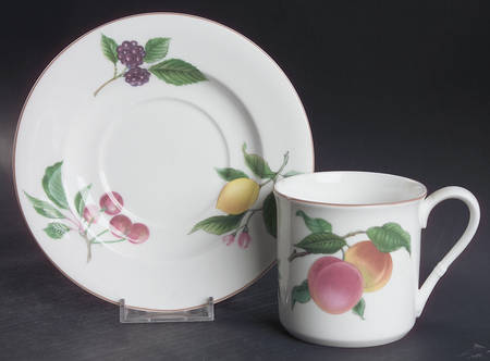 Fruit Finale Flat Cup & Saucer Set