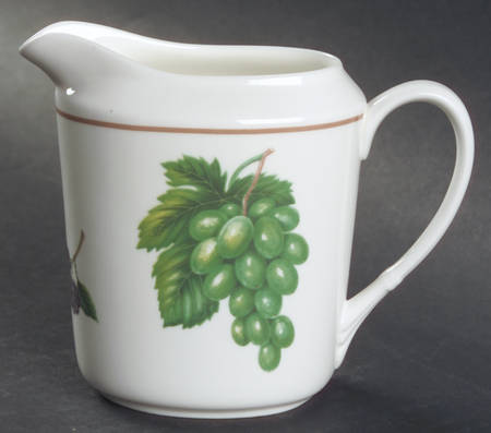 Fruit Finale Creamer