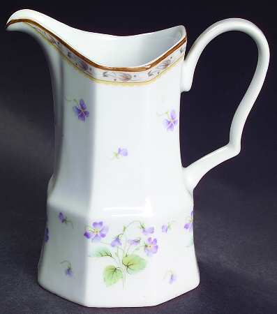 Gracious Creamer