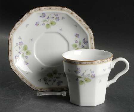 Gracious Flat Cup & Saucer Set