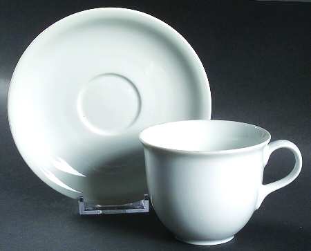 Grand Blanc Flat Cup & Saucer Set