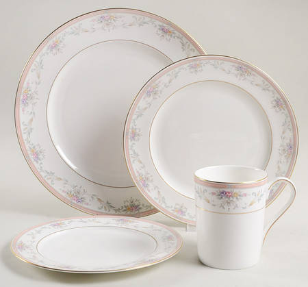 Spring Crest 4 Piece Place Setting