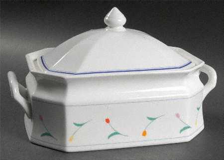 Sundance 2 Quart Oval Covered Casserole
