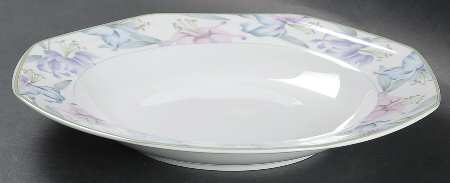 Victoria Large Rim Soup Bowl
