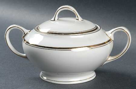 Yukon Sugar Bowl & Lid by Chateau