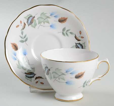 LINDEN Flat Cup & Saucer Set